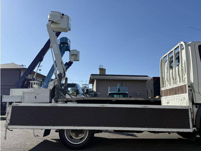 トヨタダイナ平ボディ小型（2t・3t）[写真12]