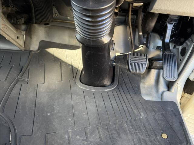 トヨタダイナ平ボディ小型（2t・3t）[写真25]