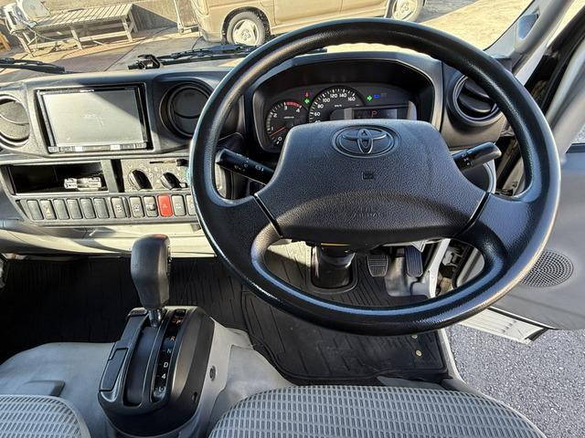 トヨタダイナ平ボディ小型（2t・3t）[写真26]