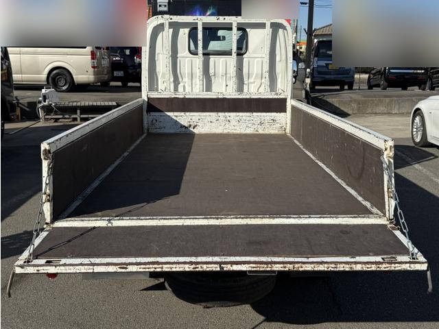 トヨタダイナ平ボディ小型（2t・3t）[写真03]