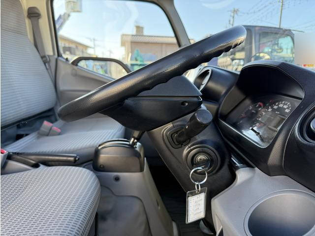 トヨタダイナ平ボディ小型（2t・3t）[写真38]