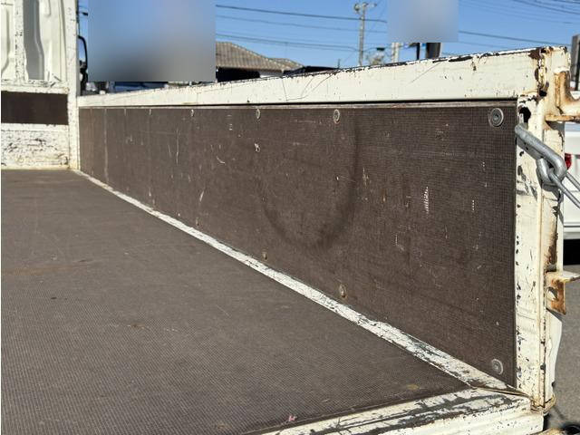 トヨタダイナ平ボディ小型（2t・3t）[写真08]