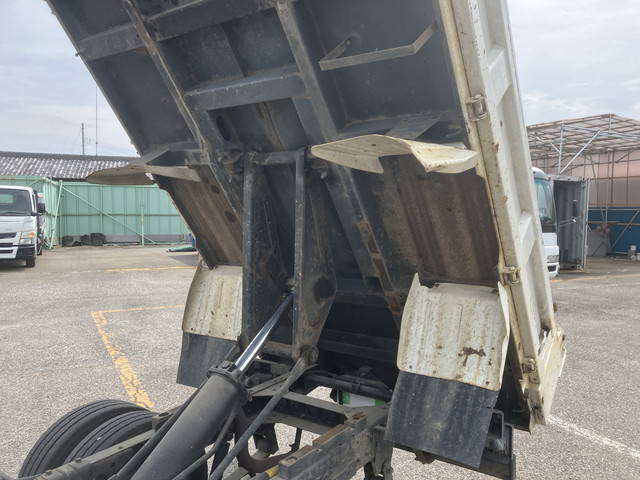 いすゞエルフダンプ小型（2t・3t）[写真12]