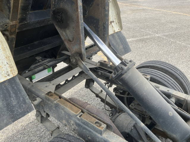 いすゞエルフダンプ小型（2t・3t）[写真13]