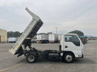 いすゞエルフダンプ小型（2t・3t）[写真07]