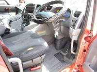 UDトラックスクオンアルミウイング大型（10t）[写真16]