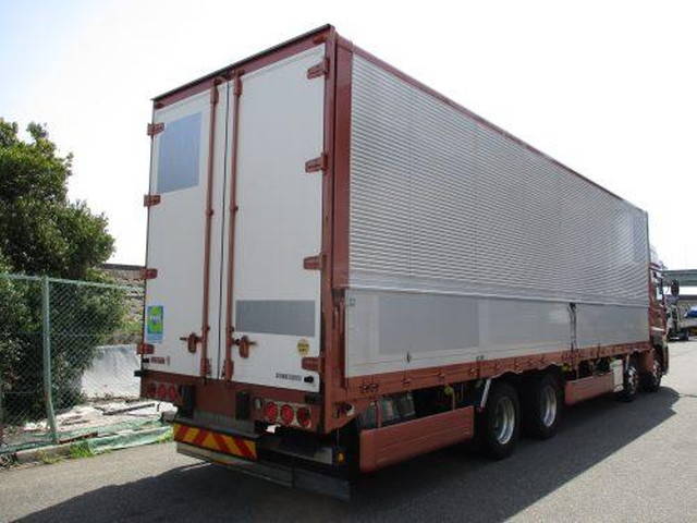 UDトラックスクオンアルミウイング大型（10t）[写真02]