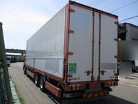 UDトラックスクオンアルミウイング大型（10t）[写真05]