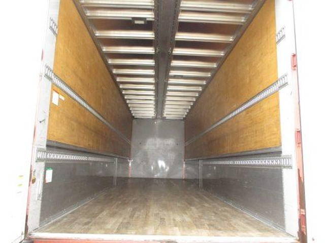 UDトラックスクオンアルミウイング大型（10t）[写真06]