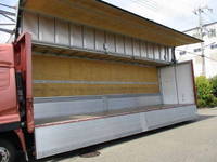 UDトラックスクオンアルミウイング大型（10t）[写真09]