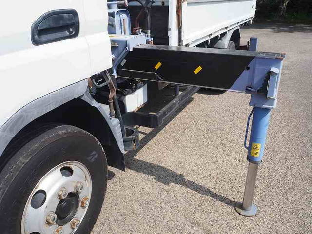 三菱ふそうキャンタークレーン6段小型（2t・3t）[写真14]