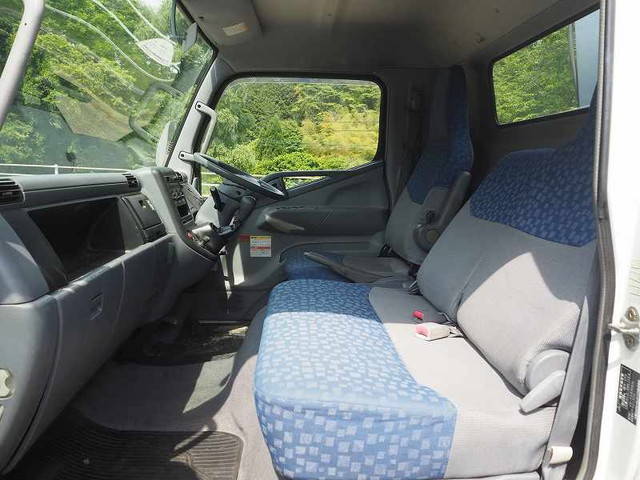 三菱ふそうキャンタークレーン6段小型（2t・3t）[写真37]