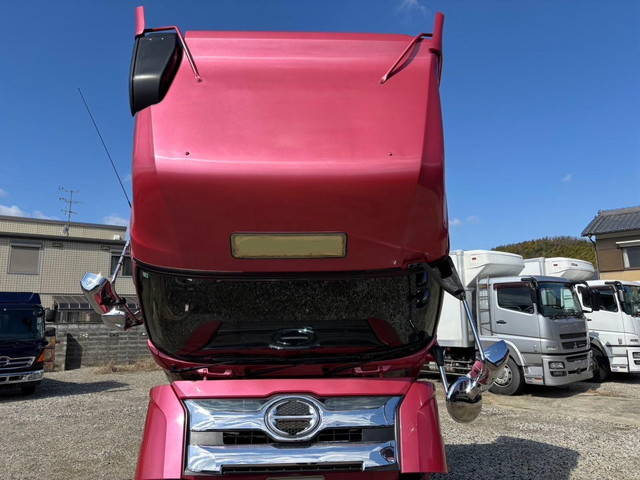 日野プロフィアトレーラーヘッド（トラクターヘッド）大型（10t）[写真18]