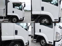 いすゞフォワードアルミウイング中型（4t）[写真05]