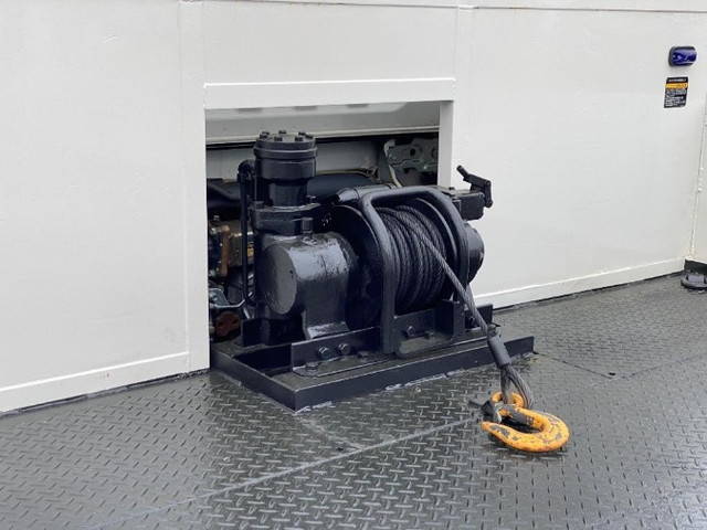 いすゞフォワードセーフティローダー増トン（6t・8t）[写真13]