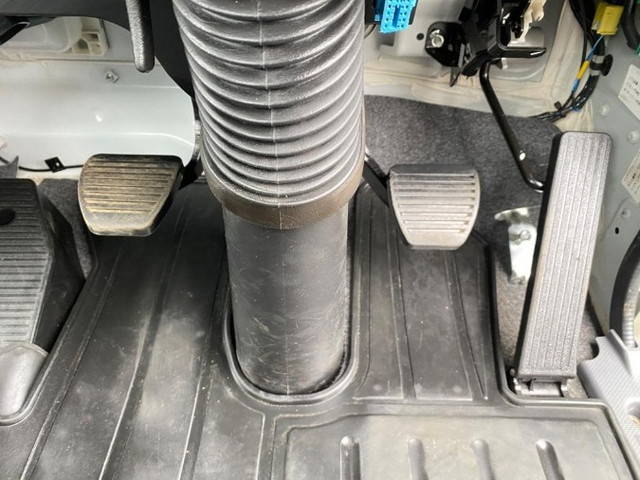 いすゞフォワードセーフティローダー増トン（6t・8t）[写真18]