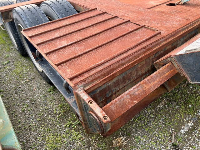 その他のメーカーその他の車種重機運搬トレーラー大型（10t）[写真13]