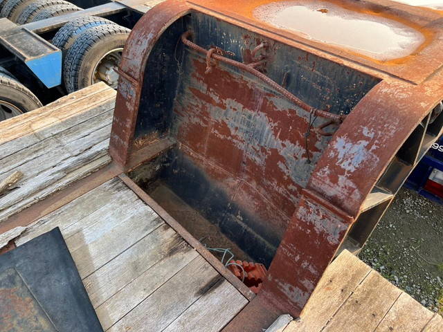 その他のメーカーその他の車種重機運搬トレーラー大型（10t）[写真17]