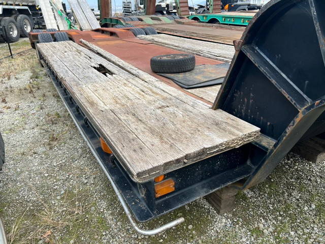 その他のメーカーその他の車種重機運搬トレーラー大型（10t）[写真06]