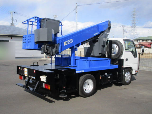 いすゞエルフ高所作業車小型（2t・3t）[写真04]