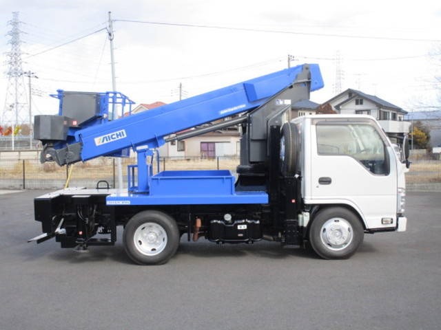 いすゞエルフ高所作業車小型（2t・3t）[写真08]