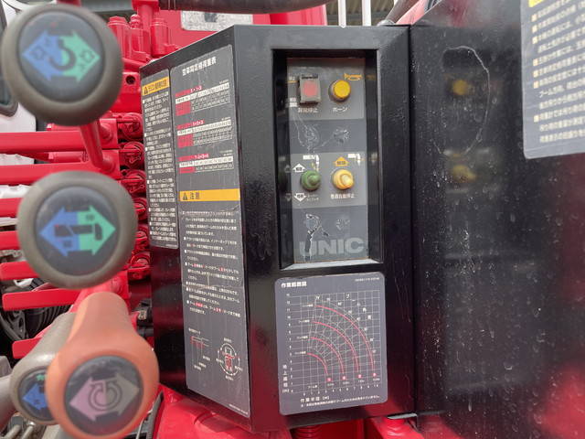 いすゞフォワードクレーン4段増トン（6t・8t）[写真18]