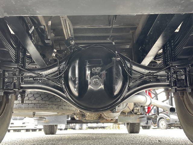 いすゞフォワードクレーン4段増トン（6t・8t）[写真30]