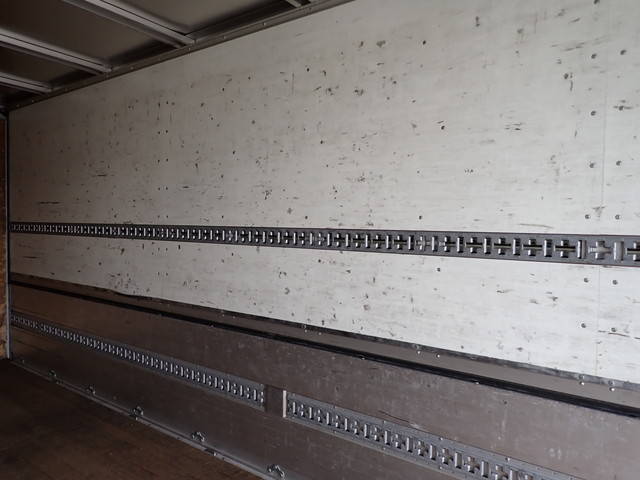 日野レンジャーアルミウイング中型（4t）[写真16]