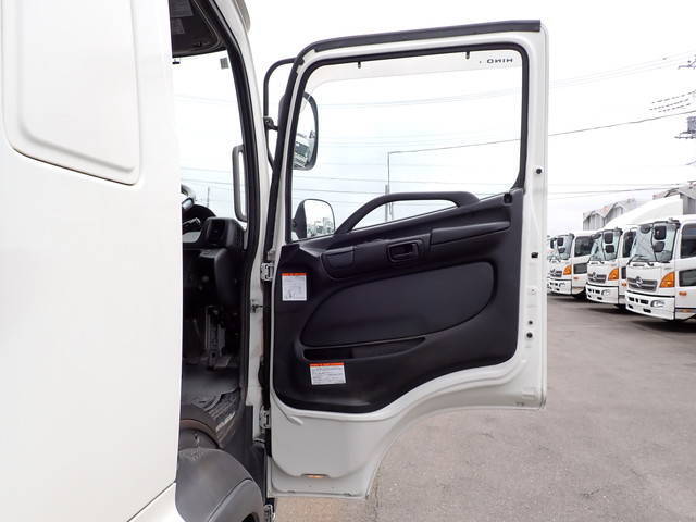 日野レンジャーアルミウイング中型（4t）[写真30]