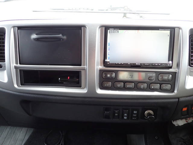 日野レンジャーアルミウイング中型（4t）[写真40]