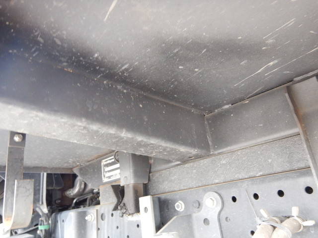 いすゞエルフダンプ小型（2t・3t）[写真12]