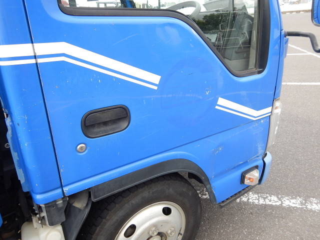 いすゞエルフダンプ小型（2t・3t）[写真23]