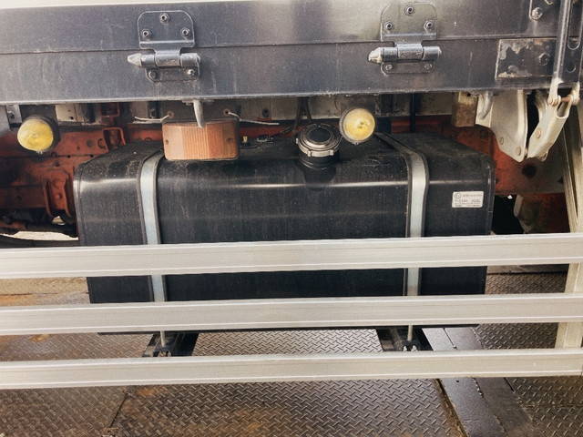 日野プロフィアクレーン3段大型（10t）[写真17]