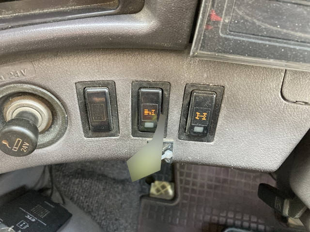 日野プロフィアクレーン3段大型（10t）[写真33]