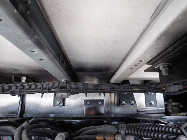 三菱ふそうファイターアルミウイング中型（4t）[写真20]