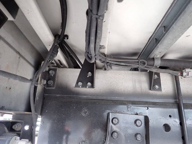 三菱ふそうファイターアルミウイング中型（4t）[写真22]