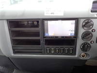 三菱ふそうファイターアルミウイング中型（4t）[写真34]