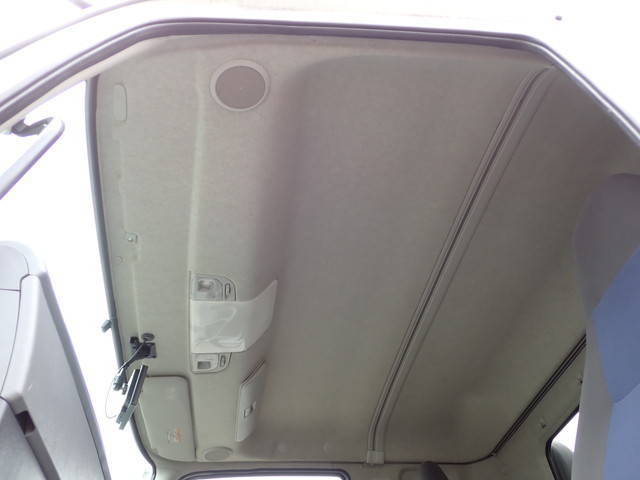 三菱ふそうファイターアルミウイング中型（4t）[写真37]