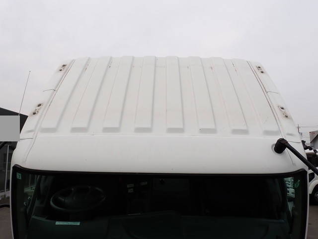 三菱ふそうファイターアルミウイング中型（4t）[写真38]