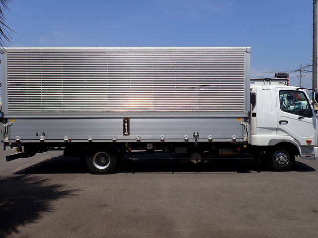 三菱ふそうファイターアルミウイング中型（4t）[写真05]