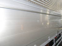 日産クオンアルミウイング大型（10t）[写真12]