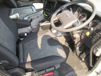 日産クオンアルミウイング大型（10t）[写真23]