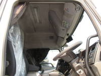 日産クオンアルミウイング大型（10t）[写真25]