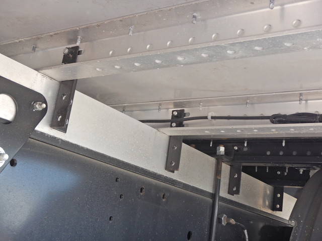 日野レンジャーアルミウイング中型（4t）[写真13]