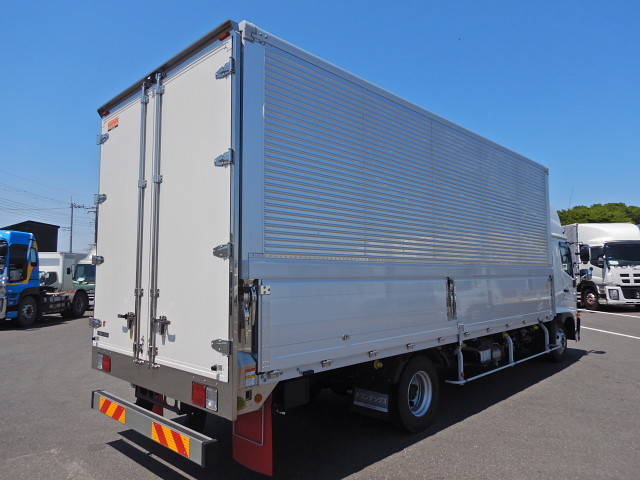 日野レンジャーアルミウイング中型（4t）[写真02]