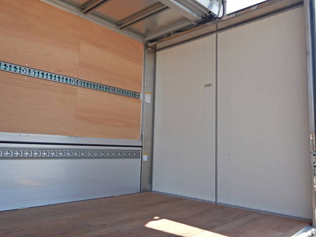 日野レンジャーアルミウイング中型（4t）[写真28]