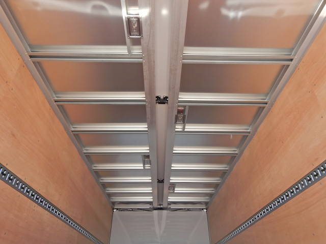 日野レンジャーアルミウイング中型（4t）[写真31]