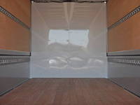 日野レンジャーアルミウイング中型（4t）[写真33]