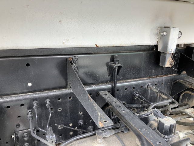 いすゞフォワード深ダンプ（土砂禁ダンプ）中型（4t）[写真06]