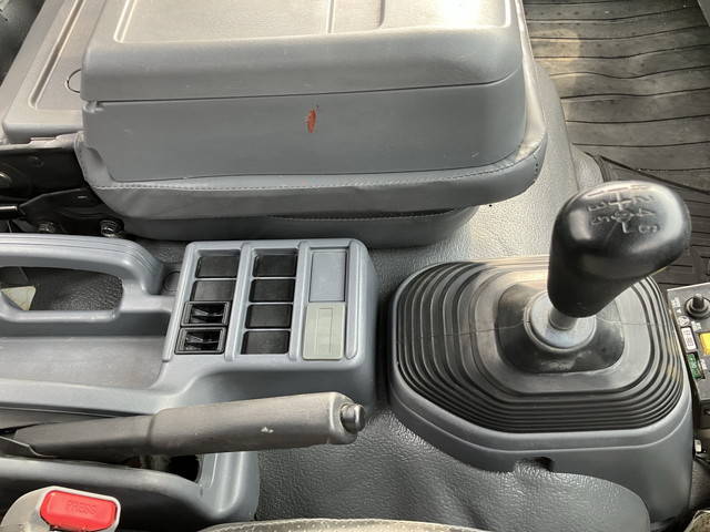 いすゞフォワード深ダンプ（土砂禁ダンプ）中型（4t）[写真09]